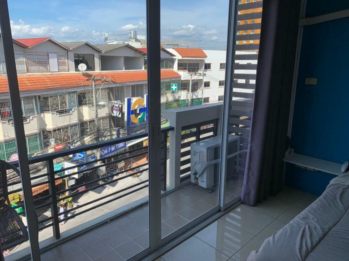 Retox Hotel Pattaya Dış mekan fotoğraf